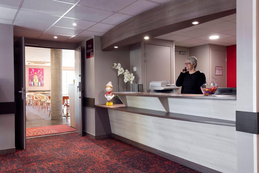Hôtel Clermont Estaing - Réception